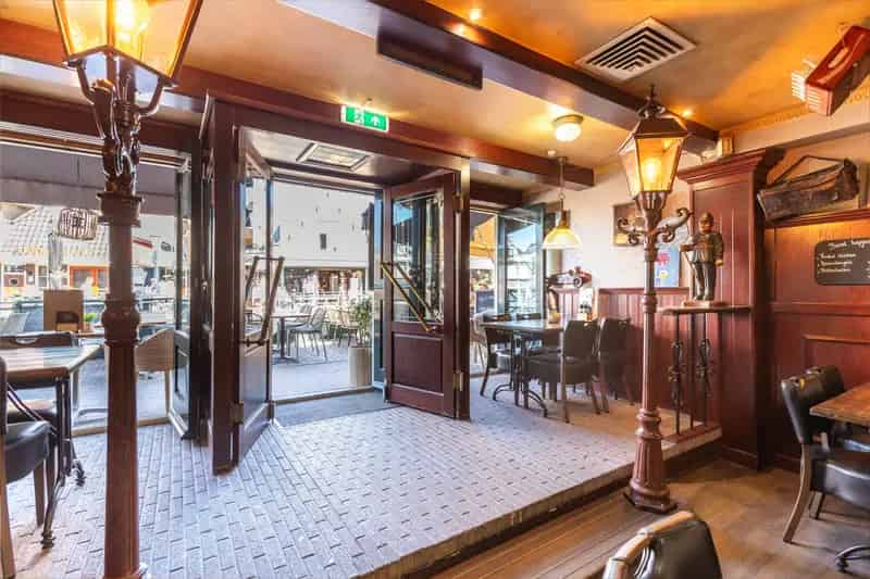 Horecazaak met Woning te Lemmer A-locatie