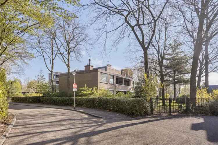 Ruim 3-kamer appartement 78m2 balkon lift berging