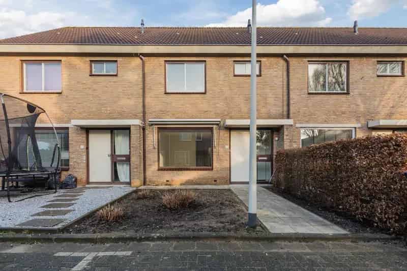 Tussenwoning 4 slaapkamers Druten