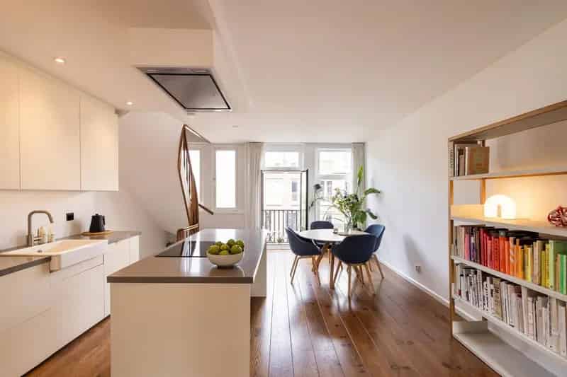 Amsterdam Staatsliedenbuurt: Gezellige Bovenwoning 75m2 2 3 slaapkamers