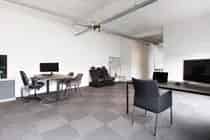 208m2 Bedrijfsruimte 82m2 Kantoorruimte te Huur Den Bosch
