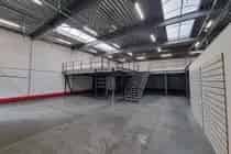 Bedrijfsruimte Nijkerk 390m2 Kantoor 190m2 te Huur