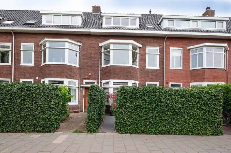 Vierkamerappartement Haarlem: Tuin, Licht, Luxe