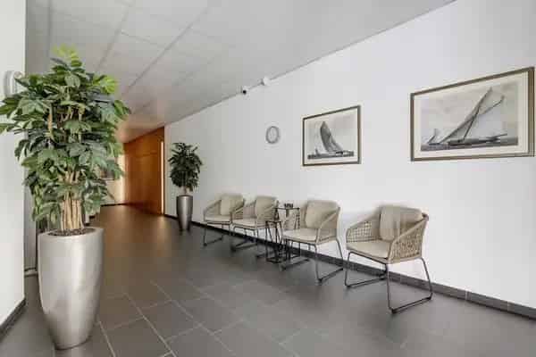 Luxe 3 Kamer Appartement 109m2 Rivierzicht Balkon Parkeerplaats