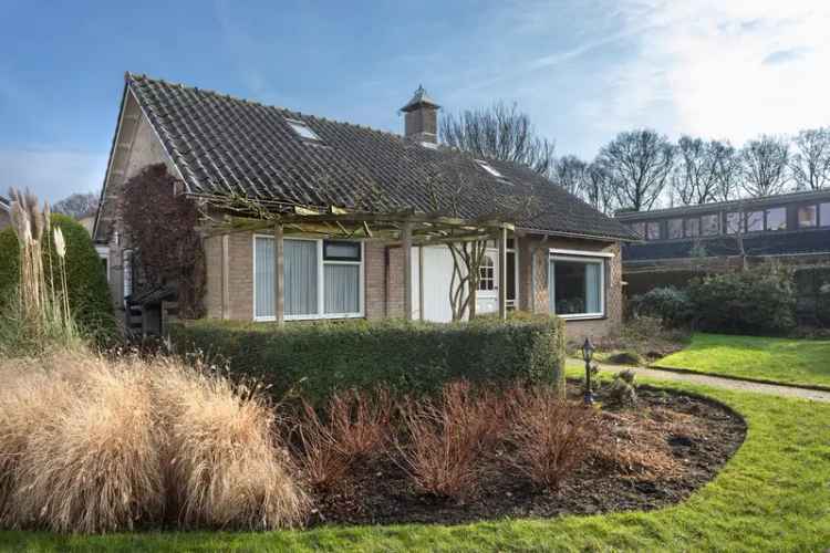 Vrijstaande woning Scherpenzeel 855m2 perceel