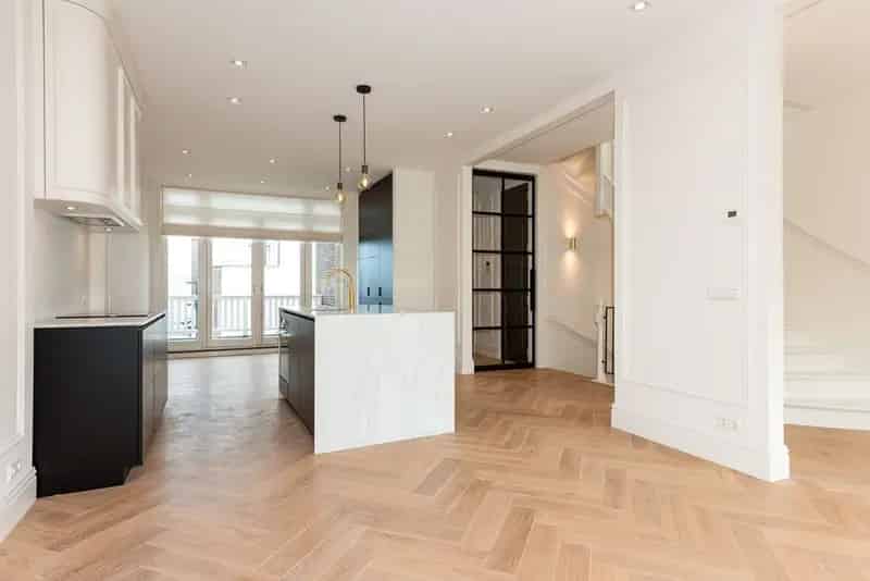 Luxe Dubbele Bovenwoning te Huur Statenkwartier
