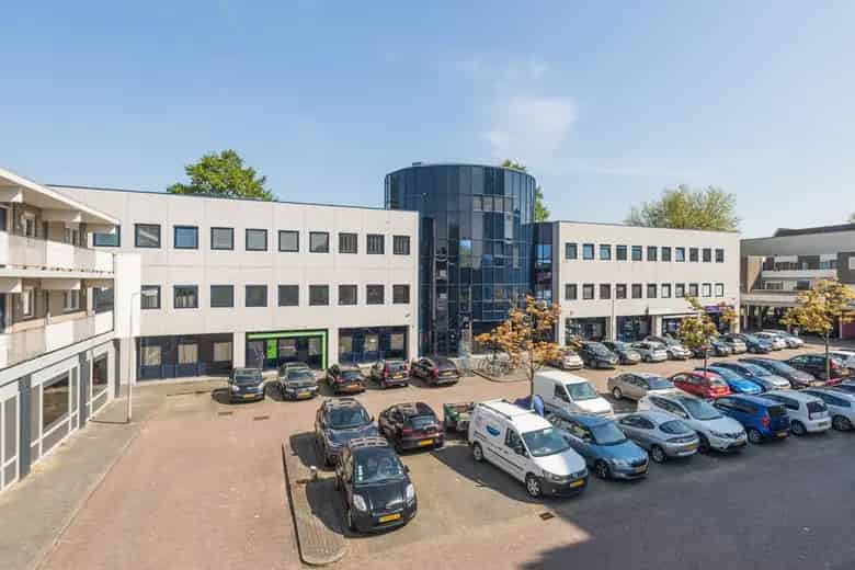 320 m2 Kantoorruimte te Huur Ridderkerk