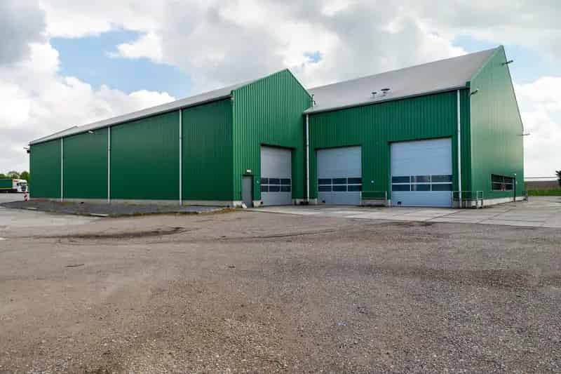 Bedrijfshal te Huur Schimmert 742m² Opslag Logistiek Werkplaats