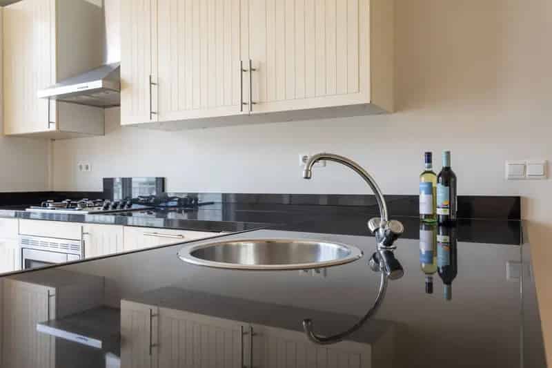 Dubbele Bovenwoning Zeeheldenkwartier Ruime Kamers Moderne Keuken