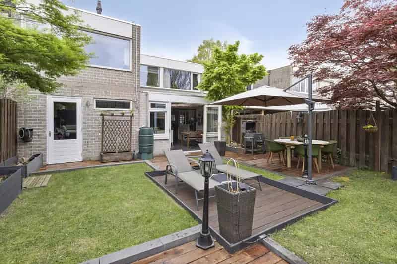Tweekapper Muziekwijk Uden 4 slaapkamers Garage Carport Zonnepanelen