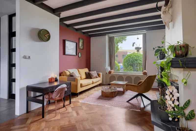 Luxe halfvrijstaand huis Oss - Modern comfort in karakteristieke woning