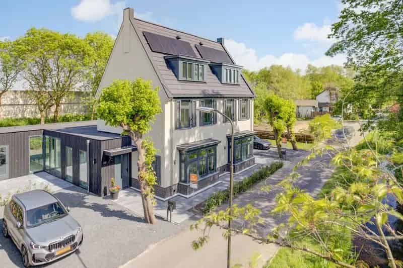 Gasloze Tweekapper Vinkeveense Plassen 168m2 4 slaapkamers