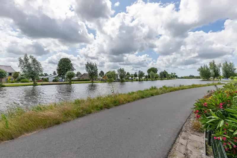 Vrijstaande woning te koop De Kwakel 2945m2 grond