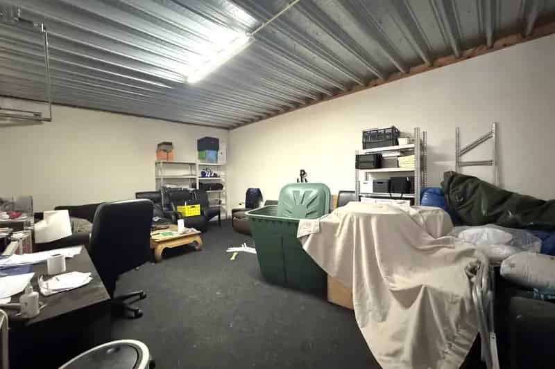 Bedrijfshal te huur Almere 70m² Kantoorruimte Opslag
