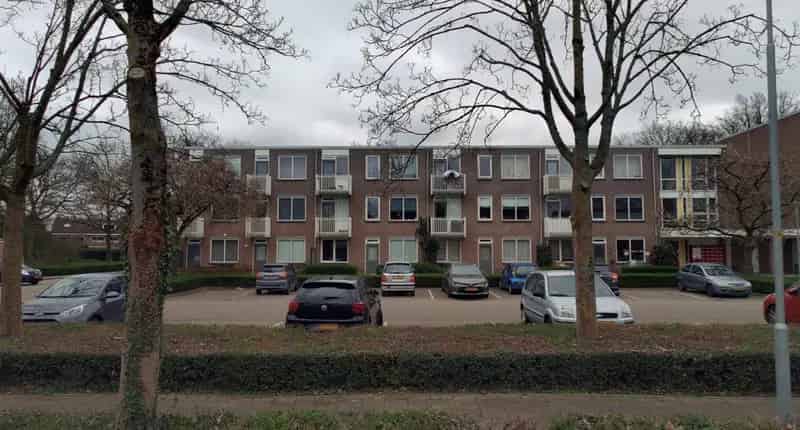 Kuilsmaat 1: Groene buurt, parkeren, bushalte nabij