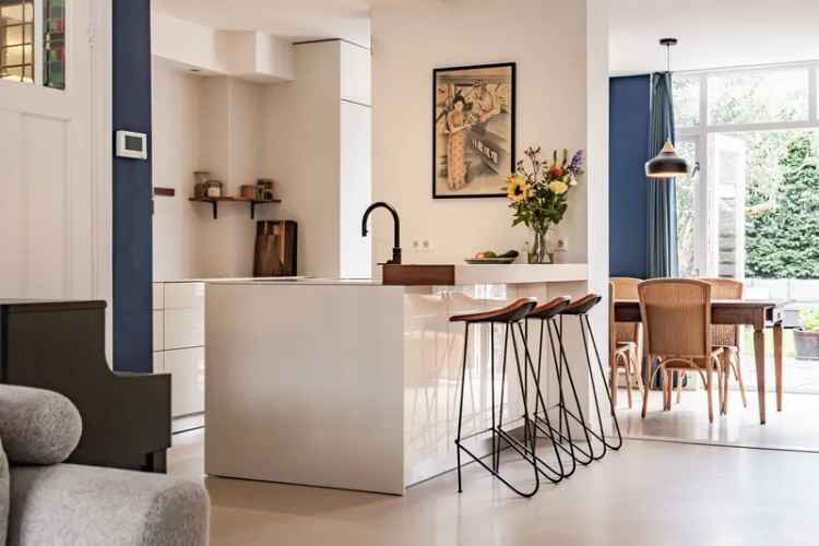 Huis te koop Haarlem: 5 Slaapkamers, Moderne Keuken, Zonnige Tuin