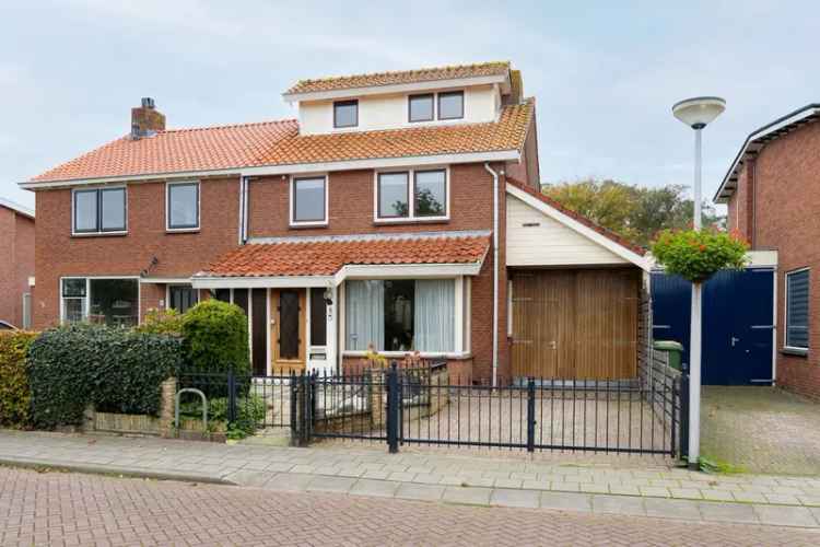 Huis Te Koop , 6, Pieter Maatsstraat, Hippolytushoef, Noord-Holland