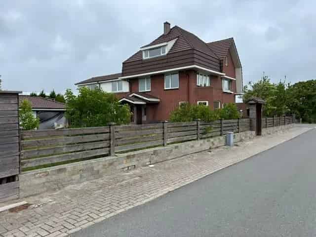 Huis: Vredebestlaan 64 2685 AN Poeldijk 
