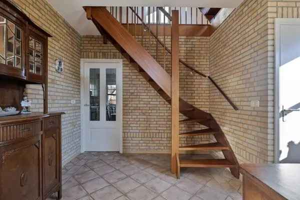 Vrijstaand woonhuis 178m² met garage 30m² en tuin op wooneiland