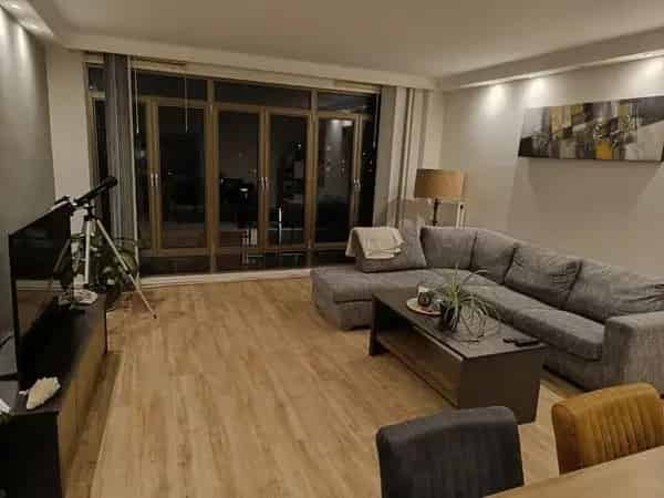 Gemeubileerd 3-kamer appartement Rotterdam West nabij metro Delfshaven