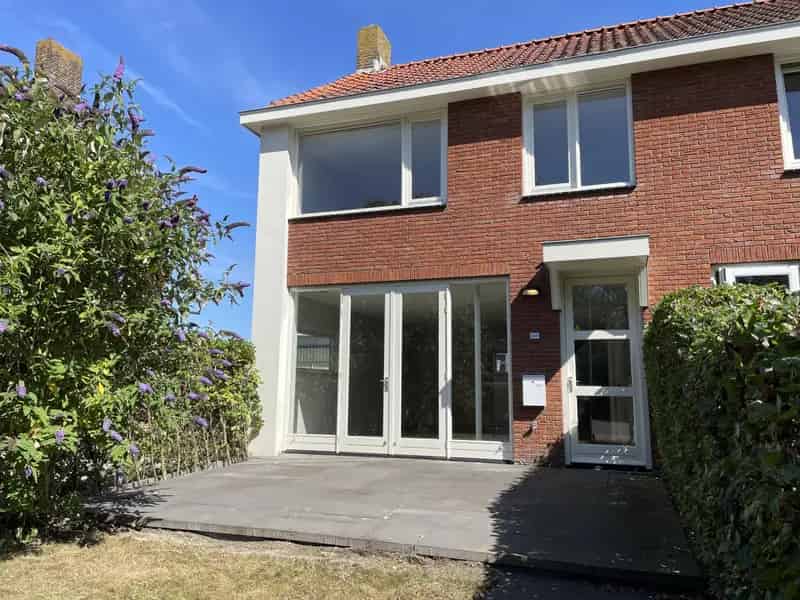 Te Huur: Landelijke Tweekapper Noordwijkerhout