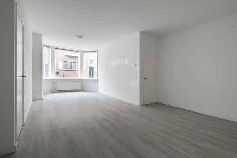 4 Kamer woning Charlois 124m2 Volledig Verbouwd