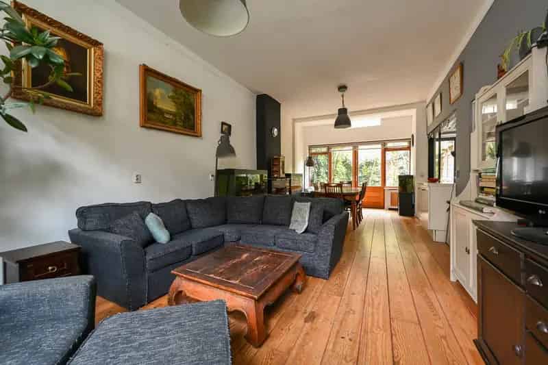 Huis te koop Voorburg 4 slaapkamers tuin 2 balkons