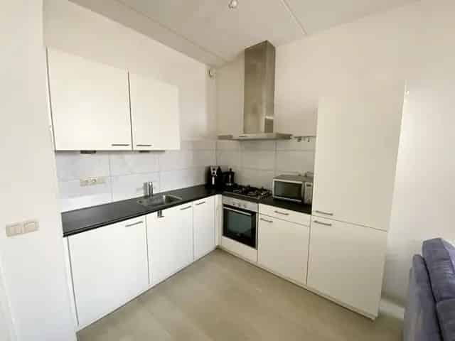 Bovenwoning Leeuwarden 60m2 2 kamers 2014