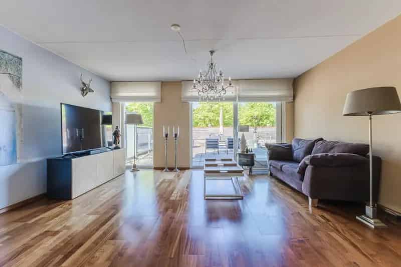 Maisonnette Osdorp 122m2 Dakterras 121m2 3 slaapkamers