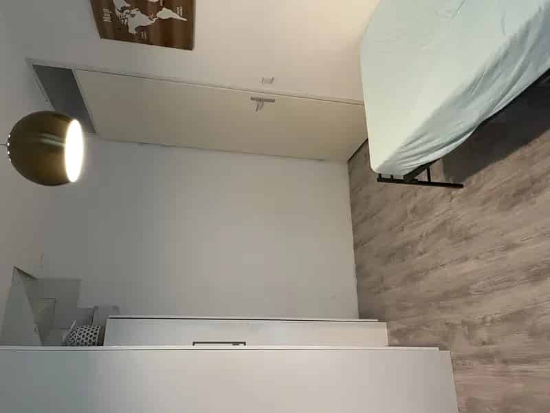 Ruime Kamer 6 Maanden Huur Dichtbij Snelweg