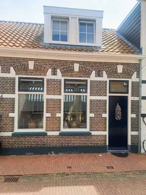 Tussenwoning Arnemuiden 4 kamers 104m2
