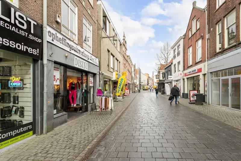 Winkelruimte Breda Ginnekenstraat 197m² te Koop of te Huur
