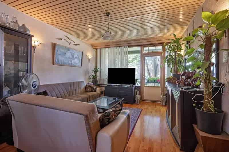 Amsterdam Noord: Energiezuinige woning met 3 slaapkamers en 2 balkons