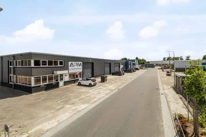 Bedrijfshal te Huur Haaksbergen 1400m²
