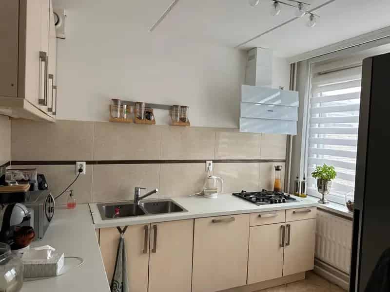 Huis met tuin zolder en schuur
