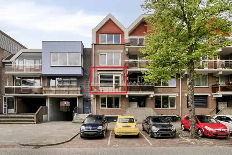 2 Kamer Appartement Breda Centrum Zonnig Balkon Instapklaar