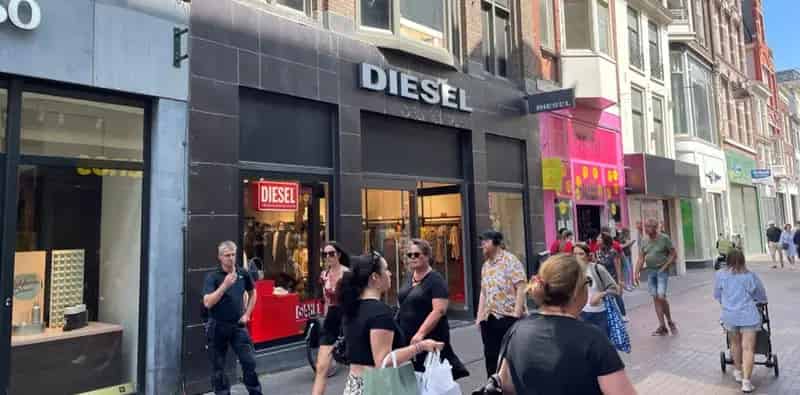 Winkel te Huur Den Haag Centrum Toplocatie