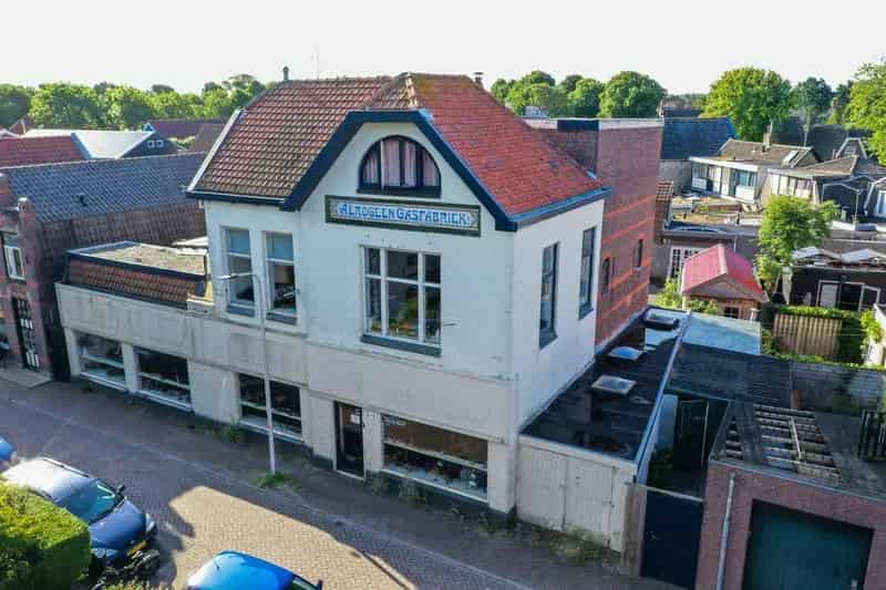 Beleggingspand Den Burg Julianastraat: 2 Royale Woningen of Appartementen