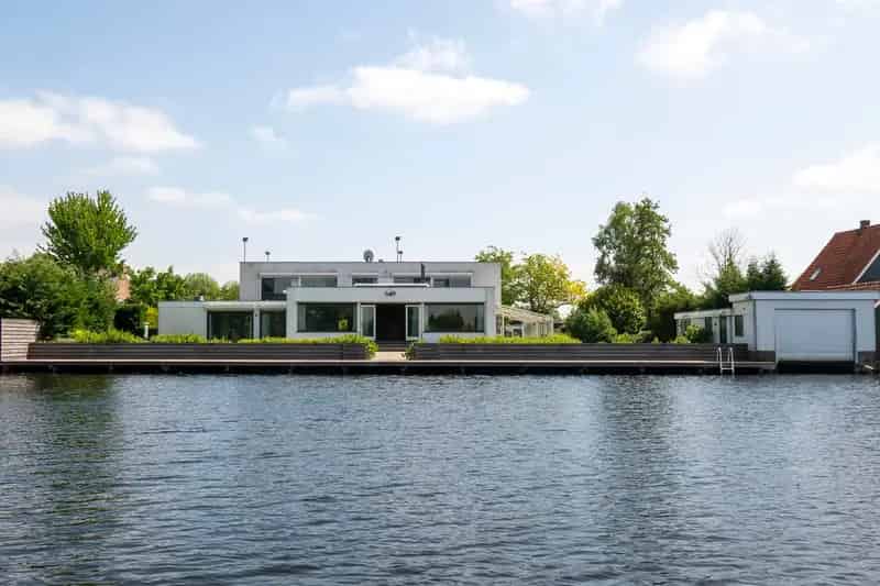 Luxe Villa Vinkeveense Plassen 4 slaapkamers zwembad botenhuis