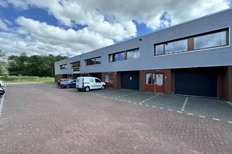 Bedrijfshal te Huur Almere Poort 140m² A6