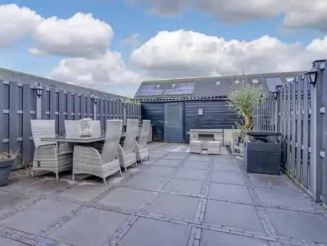 Moderne Gasloze Woning Purmerend Ruime Tuin