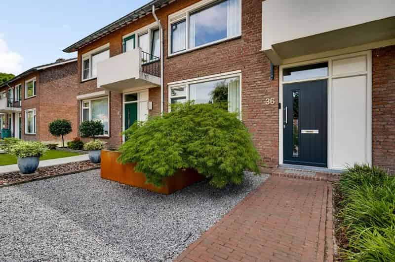 Gerenoveerde Tussenwoning Weert 3 Slaapkamers Instapklaar