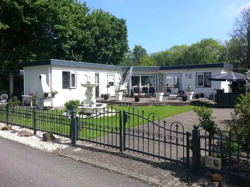 Chalet 509m2  Ruim Gazon Carport Berging Airco