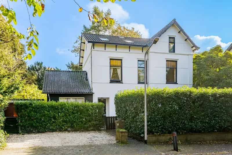 Villa te koop Hilversum De Boomberg 9 slaapkamers