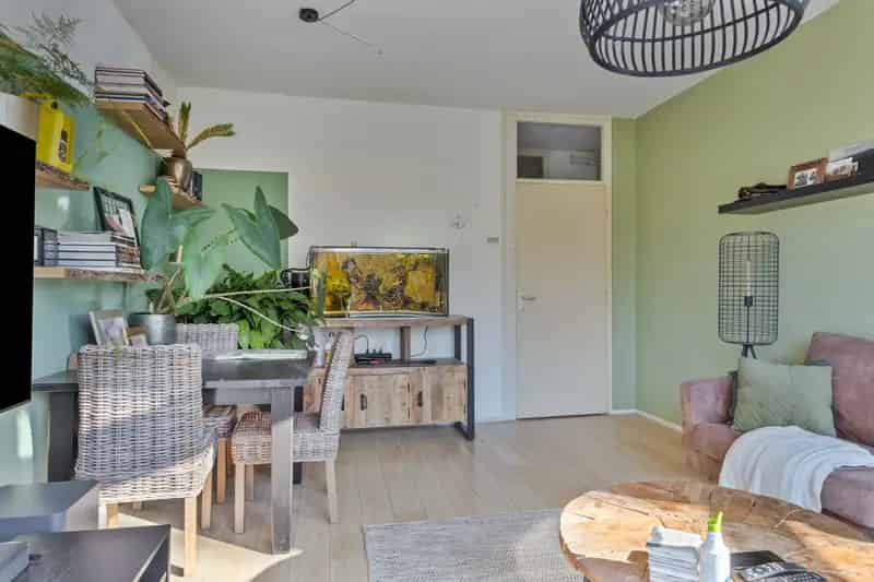 Appartement te koop Apeldoorn 2 slaapkamers zonnig balkon