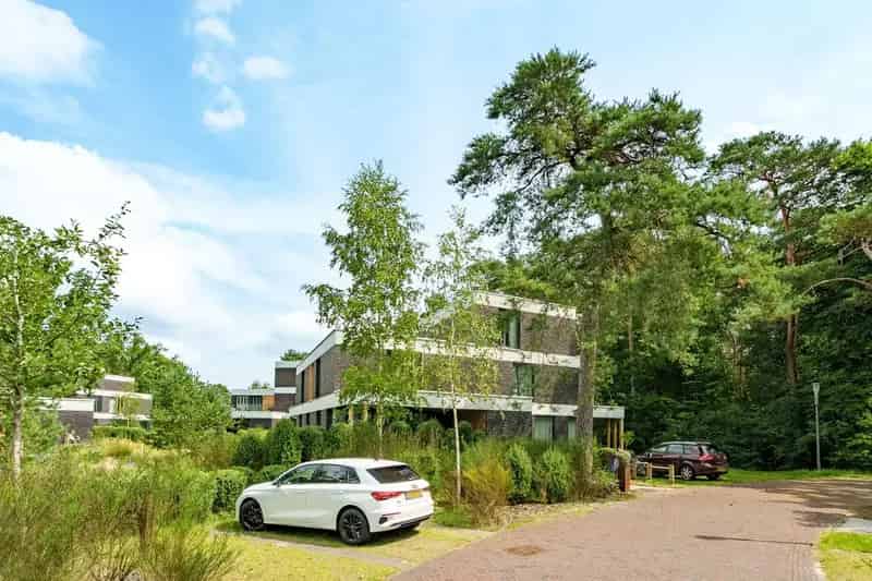 Huis te koop: Prinses Catharina Amalialaan 147 3708 ZR Zeist | Funda