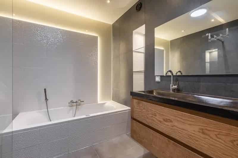 Amsterdam Nieuw-West: Uniek 4-kamerappartement 145m²