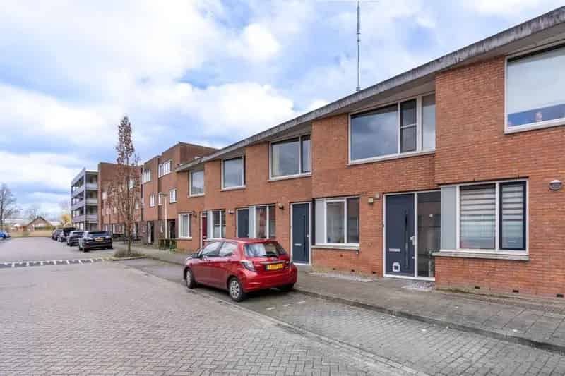 Ruime Eengezinswoning 85m2 IJsselstein Tuin Berging 1997