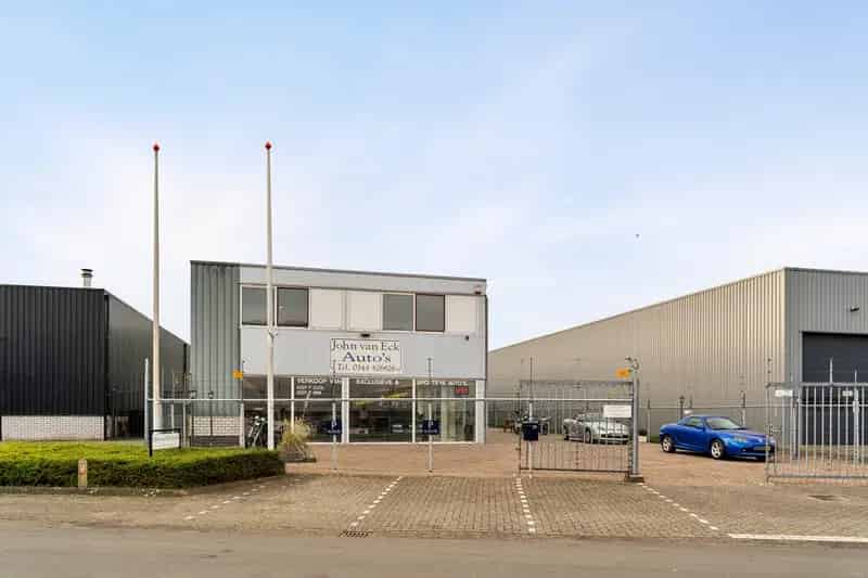 Bedrijfshal te koop Tiel Edisonstraat