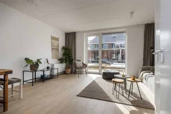 Ruime eengezinswoning te huur Tilburg 127m
				